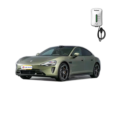 Xiaomi Su7 Energy Sports Car con batteria da 73,6 kWh e tempo di ricarica di 0,5 ore