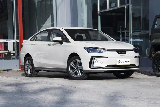 2024 BAIC EU5 Taxi elettrico puro La soluzione B2B ideale per il trasporto sostenibile