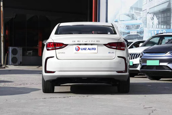 2024 BAIC EU5 Taxi elettrico puro La soluzione B2B ideale per il trasporto sostenibile