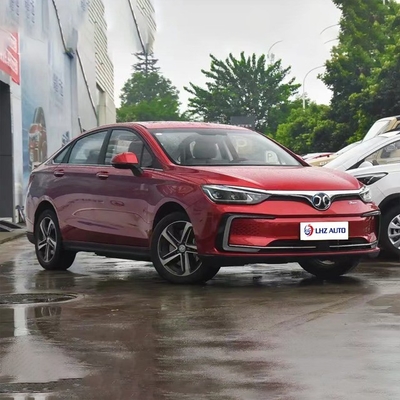 Auto elettrica a 5 porte e 5 posti 100% ideale per i mercati europei e americani