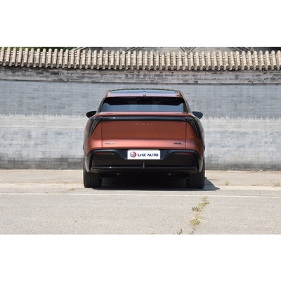 SUV elettrico puro 299 CV 650 km di autonomia 100% elettrico Max velocità 190 km/h Lungo raggio di energia