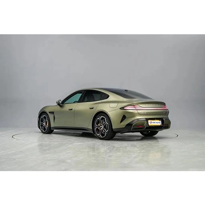 Xiaomi Su7 Energy Sports Car con batteria da 73,6 kWh e tempo di ricarica di 0,5 ore