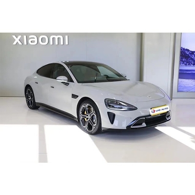 Vivi il futuro oggi con l' ultima auto sportiva al 100% elettrica di Xiaomi Su7