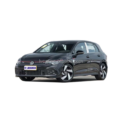 Efficienza e potenza combinate 2023 Volkswagen Golf GTI con coppia massima 350 Nm