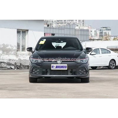 Efficienza e potenza combinate 2023 Volkswagen Golf GTI con coppia massima 350 Nm