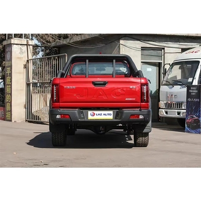 JAC T9 Il pickup benzina 2024 a quattro porte e cinque posti con 6 airbag e garanzia