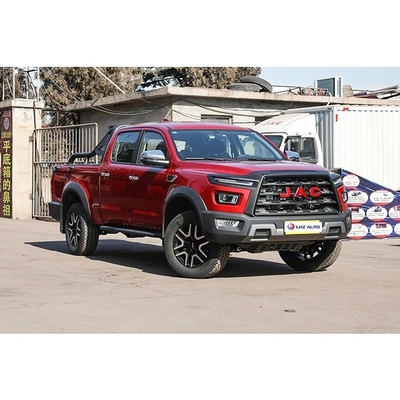 JAC T9 Il pickup benzina 2024 a quattro porte e cinque posti con 6 airbag e garanzia