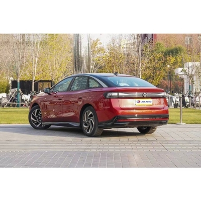 2024 Volkswagen ID7 Long Range Pure Electric Sedan con batteria da 84,8 kWh Green