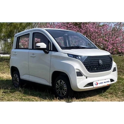 Veicolo elettrico a quattro ruote a bassa velocità con volante sinistro e batteria agli ioni di litio