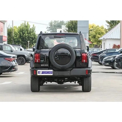 Cisterna 300 Veicolo fuoristrada con condizionatore automatico e tecnologia touch screen