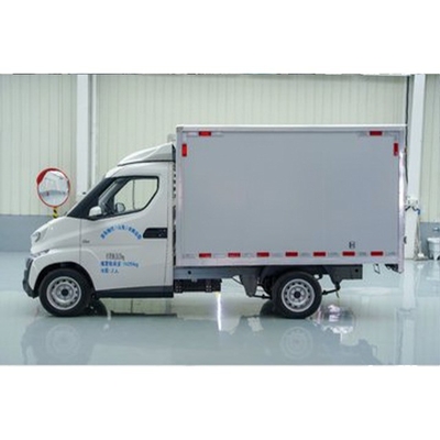 Camion elettrici a aspirazione naturale con 8 metri cubi e 230 km di autonomia elettrica pura