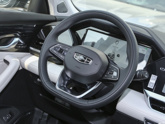 Guida sinistra Geely Xingyue L Car Geely Monjaro 2.0TD Skyrim SUV Auto a benzina per adulti