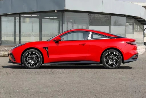 2024 Neta GT 4 posti auto sportiva elettrica con 620N.m coppia massima e design elegante
