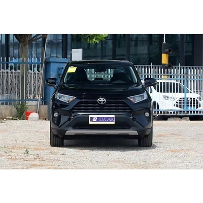 Controllo di velocità ACC e posizione del volante a sinistra del 2023 Toyota RAV4
