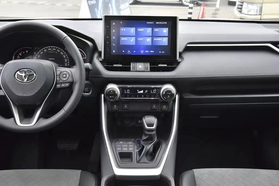 2023 Toyota RAV4 SUV efficienza del carburante e costo-efficacia per la guida urbana fuoristrada