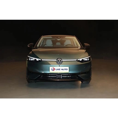 La prima berlina della serie ID del 2024 Volkswagen ID7, con 150 kW e 310 Nm di coppia.