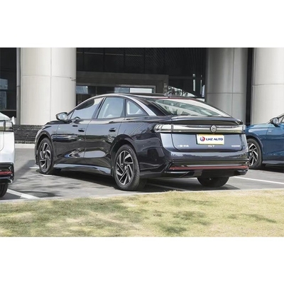 ID7 La prima berlina della serie Volkswagen ID con potenza massima di 150 kW e sedili da 45 posti