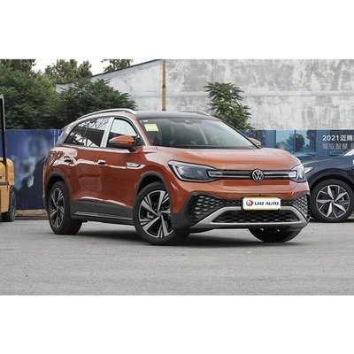 2024 Volkswagen ID6 SUV elettrico a cinque porte e cinque posti con 310 Nm di coppia e 480 km di autonomia