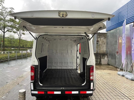 Feidi Q2V camion da carico bianco con sistema di sollevamento automatico e 250 km di autonomia