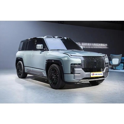 3050 mm di base delle ruote BYD U8 Energy SUV con 7 posti e motore a quattro ruote autonome