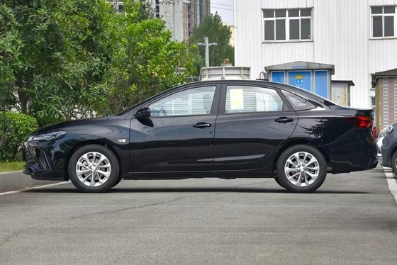 Changan Cs55 Euro VI Standard Turbo Camera elettrica scura in pelle LED Monza Cars Cruze