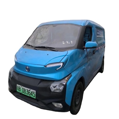 LED Electric Light Van 40000 km Kilometraggio Sedie in pelle e funzionalità multifunzione