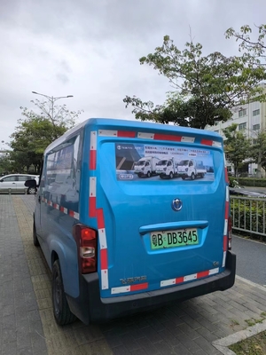 LED Electric Light Van 40000 km Kilometraggio Sedie in pelle e funzionalità multifunzione