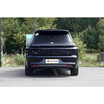 Li L8 SUV di lusso realizzato con regolazione del sedile del conducente elettrico e interno leggero