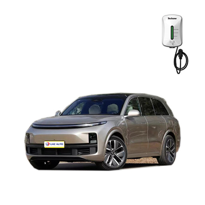 Il miglior SUV di famiglia di Li L8 con sedili in pelle e controllo climatico automatico.