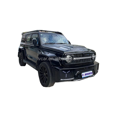 Tank 300 SUV Auto con telecamera posteriore e condizionatore automatico in versione personalizzata