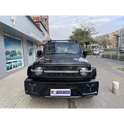 GMW Tank 300 2.0T Gran SUV fuoristrada con passo rotante di 2750 mm e potenza massima di 227 CV