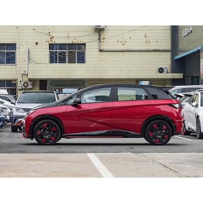 2024 BYD Dolphin La Micro Car a lungo raggio con 180Nm di coppia e alta efficienza dei costi
