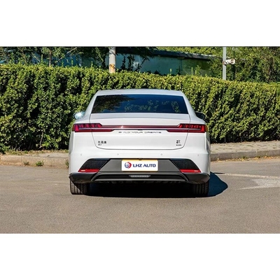 Veicolo energetico BYD Hanev 5-door 5-seater berlina con passo 2920 mm e 605 km di autonomia