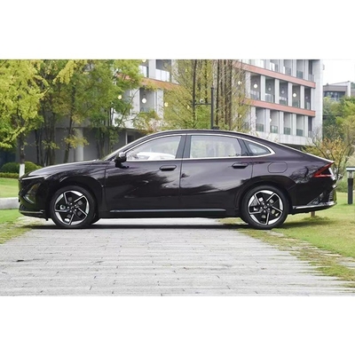 Veicolo energetico 2024 Wuling Xingguang PHEV 5 porte 5 posti Classe A berlina con lunga autonomia