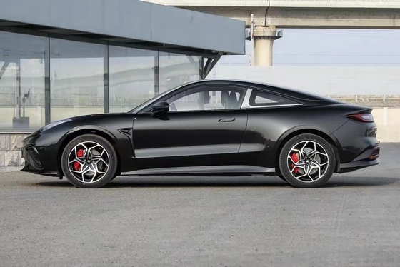 78.4KWH Capacità della batteria Neta GT Due porte prima auto sportiva elettrica 0-100km in 3,6s