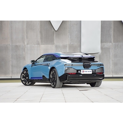 Vivi il futuro dei viaggi di lusso con il veicolo elettrico intelligente di Hiphi Z