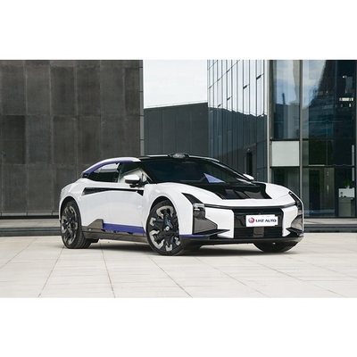 Introducendo la rivoluzionaria auto elettrica 100% di Hiphiz con un' impressionante accelerazione.