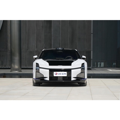 Introducendo la rivoluzionaria auto elettrica 100% di Hiphiz con un' impressionante accelerazione.