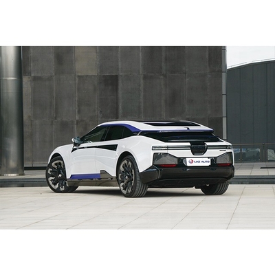 Introducendo la rivoluzionaria auto elettrica 100% di Hiphiz con un' impressionante accelerazione.