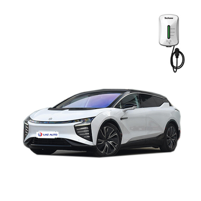 HiPhi La prossima generazione di SUV elettrici con 650 km di autonomia e caratteristiche sociali