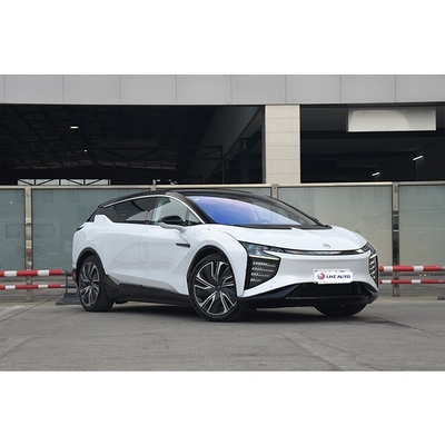 HiPhi La prossima generazione di SUV elettrici con 650 km di autonomia e caratteristiche sociali