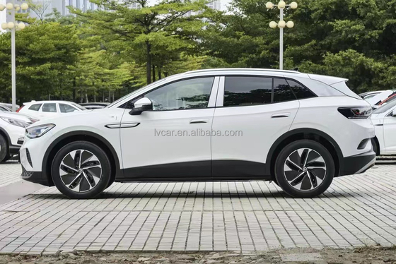 2024 SUV elettrico Colori auto 4592*1852*1629 Dimensioni e tempo di ricarica di 0,5 ore