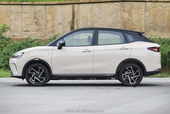 318-401 Km Long Range Electric SUV Car per adulti Neta Aya 2024 Nezha Aya Guida sinistra