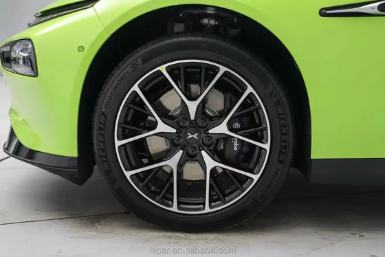 Xiaopeng P7 Auto elettrica 600km Endurance TPMS a mano sinistra inclusa per 12 mesi