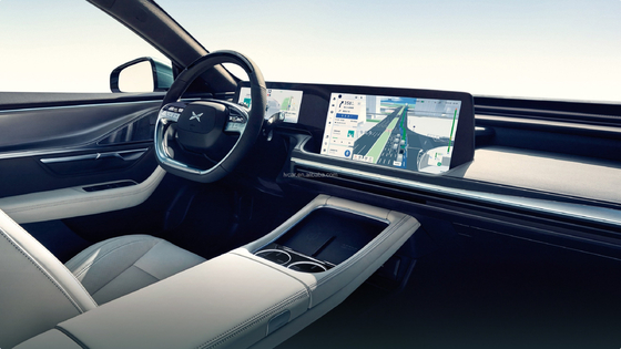 Xpeng P7 Ev 5 posti SUV elettrico con colore interno scuro e tipo di motore turbo