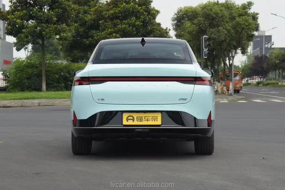 Veicolo elettrico XPENG P5 Long Range 460KM Energy Car 2023 Cruise Control ACC SUV