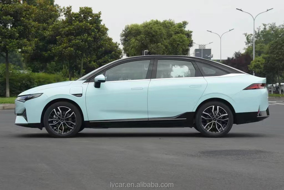 Veicolo elettrico XPENG P5 Long Range 460KM Energy Car 2023 Cruise Control ACC SUV