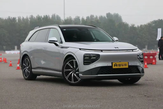 2023 Automatico ad alta velocità Xpeng G9 Auto elettrica R19 Dimensione pneumatico Adulti Veicolo Auto usate