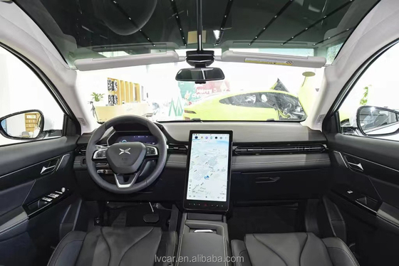 XPENG G3i Electric Car 2023 Fotocamera posteriore a 360° Colore interno scuro e 460KM di lunga autonomia