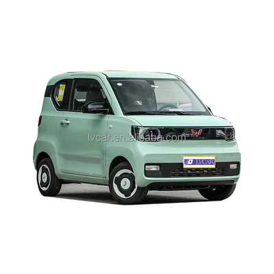 Guida sinistra Mini auto elettrica Wuling con velocità massima di 100 Km/h e 4 posti a sedere 120km